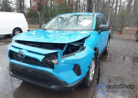 2021 Toyota Rav4 Le z USA, uszkodzony, nr VIN 2T3F1RFV1MW221607